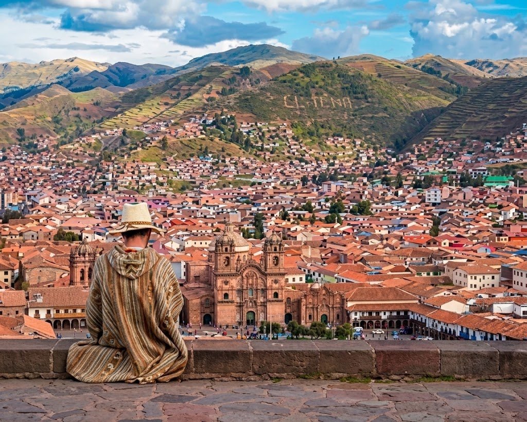 Calles y plaza colonial de Cusco